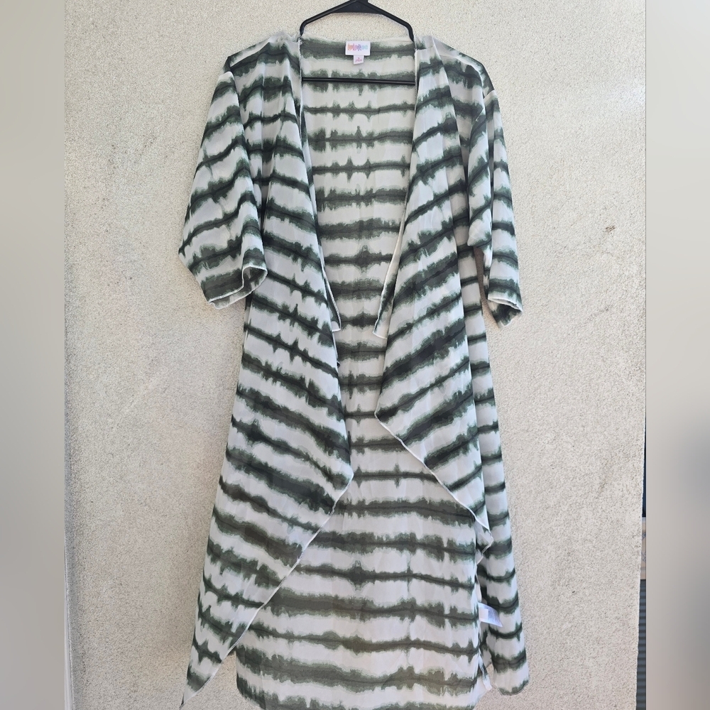 LuLaRoe Green and White Cardigan